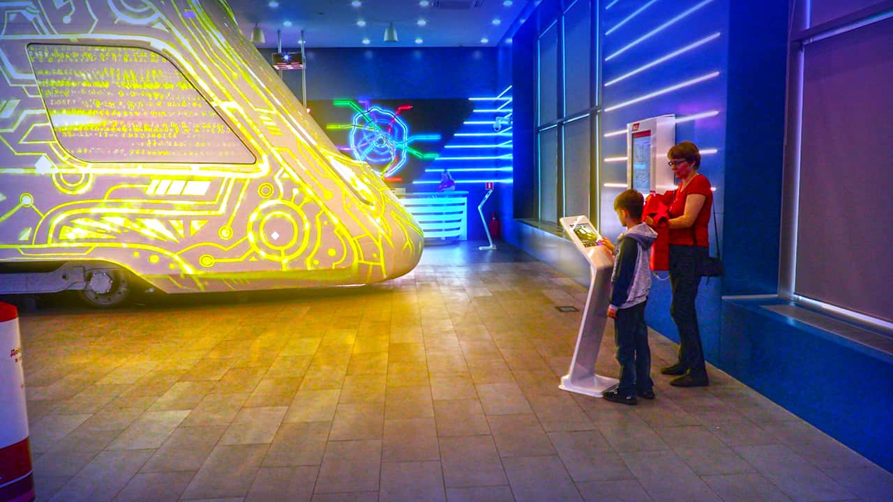 The installation is controlled by an iPad located in front of the train.