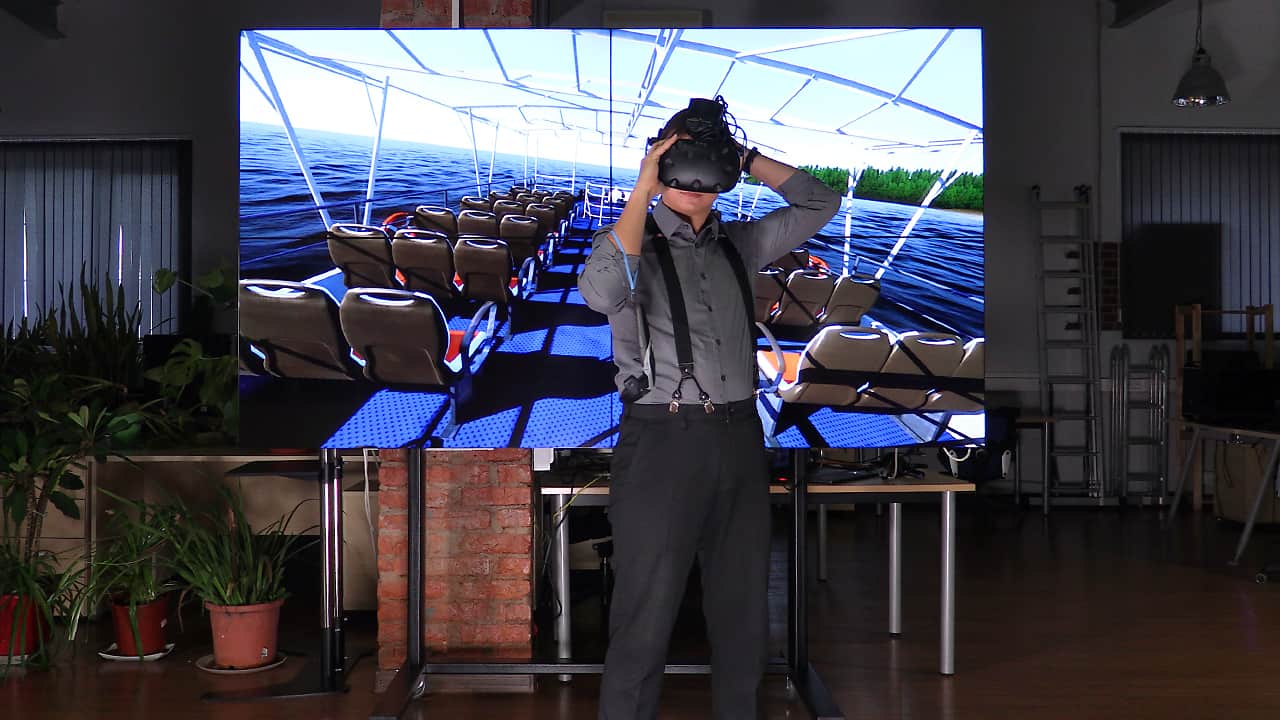Interactive VR visualization.