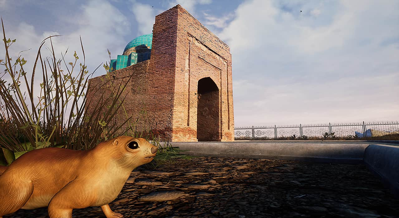 You can walk around the mausoleum both in the daytime...